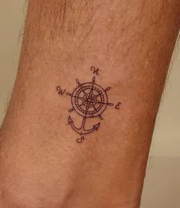 Compass-Tattoo-Design-Ideas-13