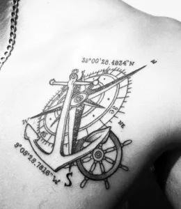 Compass-Tattoo-Design-Ideas-46