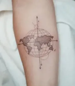 Compass-Tattoo-Design-Ideas-29