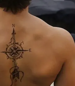 Compass-Tattoo-Design-Ideas-50