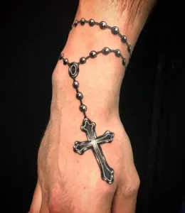 Cross-Tattoo-Design-Ideas-36