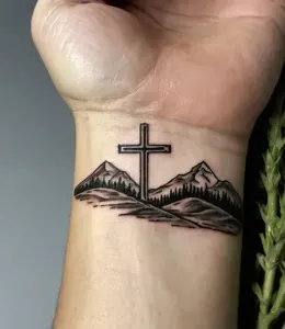 Cross-Tattoo-Design-Ideas-42