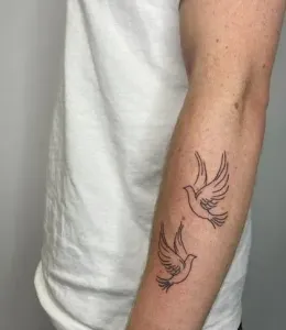 Dove-Tattoo-Design-Ideas-17