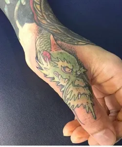 Dragon-Tattoo-Design-Ideas-and-Meanings-12