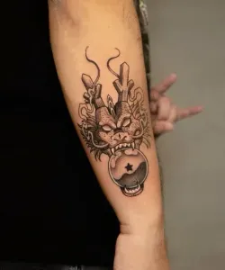 Dragon-Tattoo-Design-Ideas-and-Meanings-24