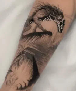 Dragon-Tattoo-Design-Ideas-and-Meanings-30