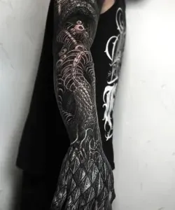 Dragon-Tattoo-Design-Ideas-and-Meanings-41