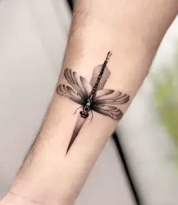 DragonFly-Tattoo-Design-Ideas-33