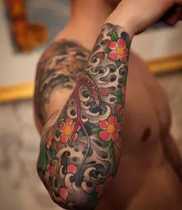 Flower-Tattoo-Design-Ideas-28