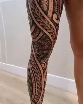 mens-thigh-tattoo-ideas-39