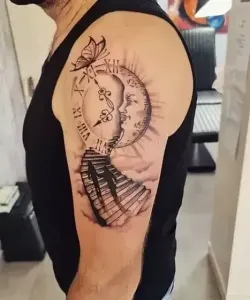 Moon-Tattoo-Design-Ideas-11