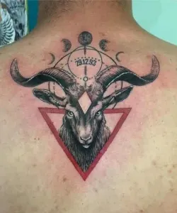 Moon-Tattoo-Design-Ideas-7