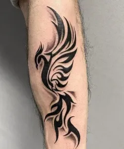 Phoenix-Tattoo-Design-Ideas-Meaningful-and-Inspiring-Designs-for-Every-Style-4