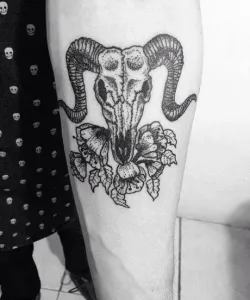Skull-Tattoo-Design-Ideas-Meaning-Styles-and-Inspiration-9